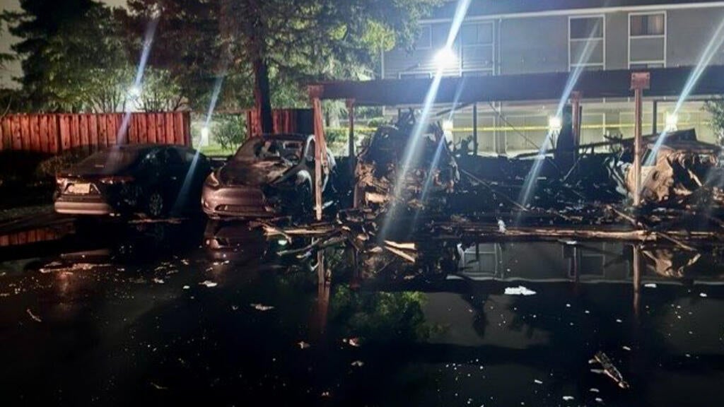 Overnight fire at San Jose housing complex damages more than 20 vehicles, carport — CBS Bay Area (KPIX), Tyler Community news