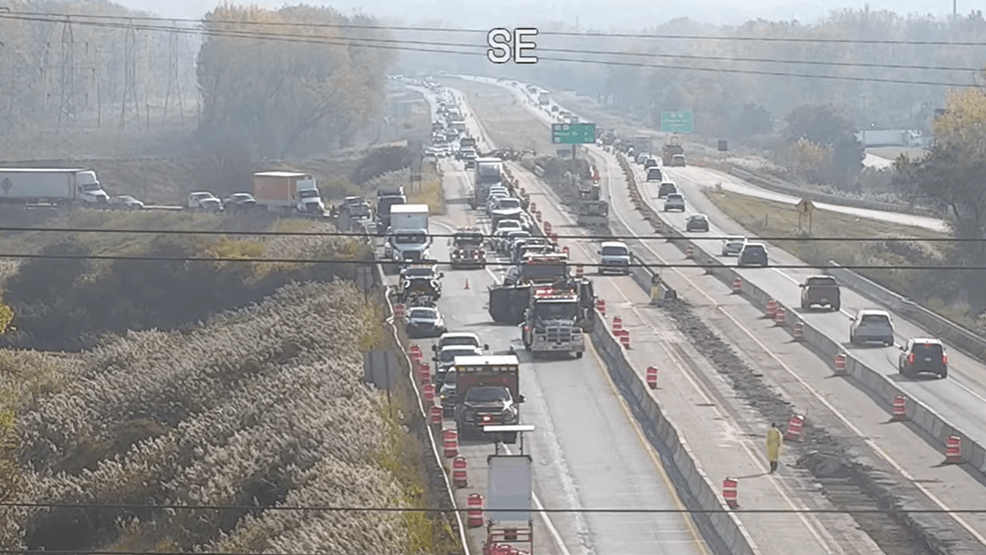 Police investigating cause of multi-vehicle crash over Green Bay bridge — Fox 11 Green Bay Local