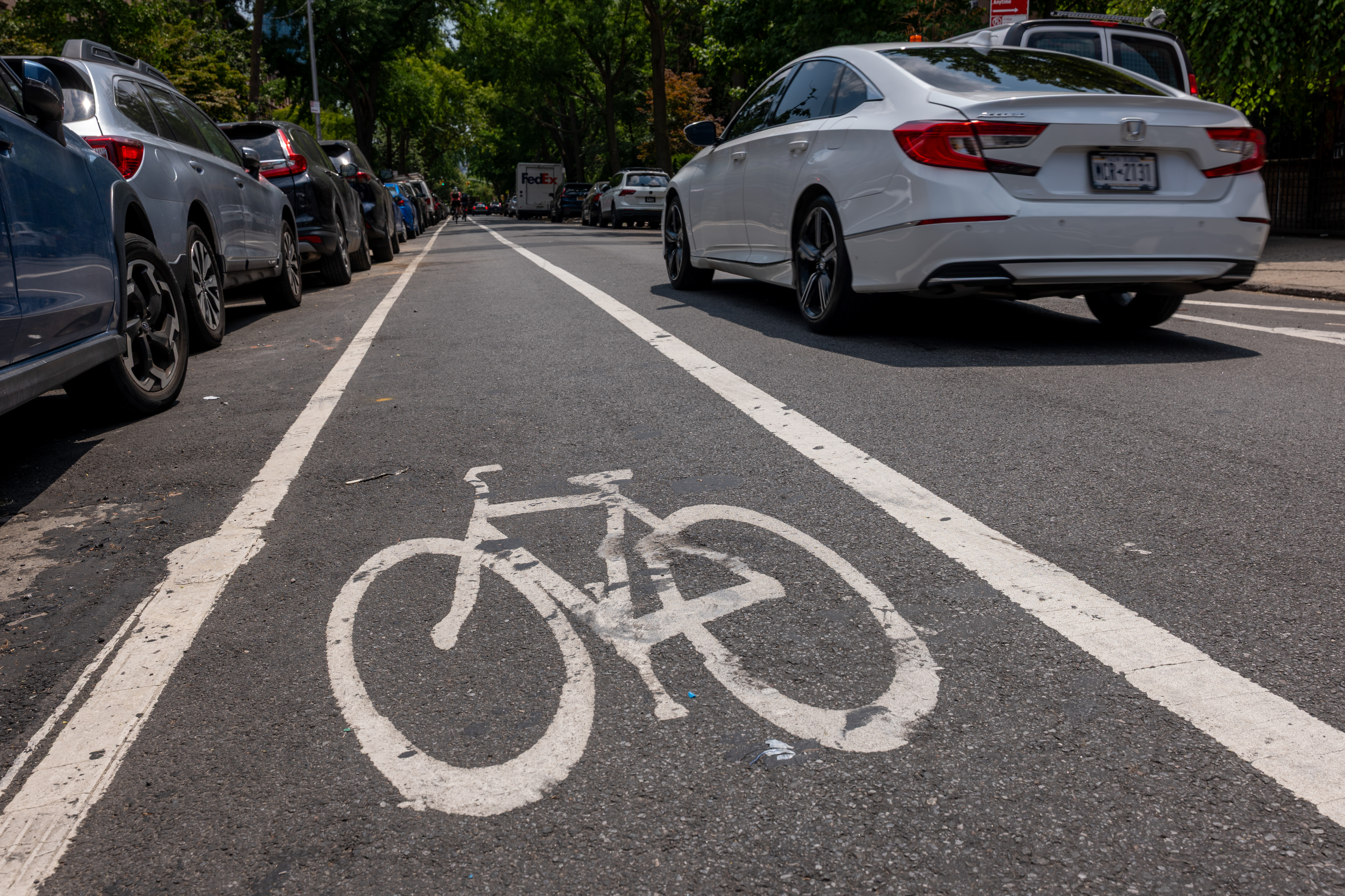Ballot questions ask NYC voters whether to cut red tape on outdoor dining, bike lanes — Gothamist, Tyler Dining news