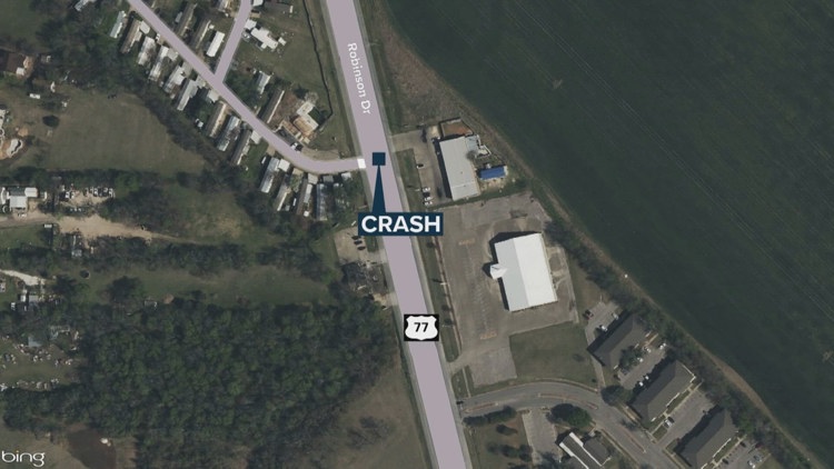 Scene of pedestrian accident on Robinson Drive in Waco
